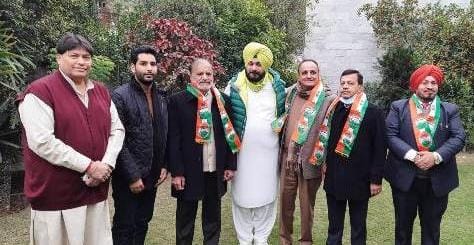 Vishnu Sharma joins Punjab Congress