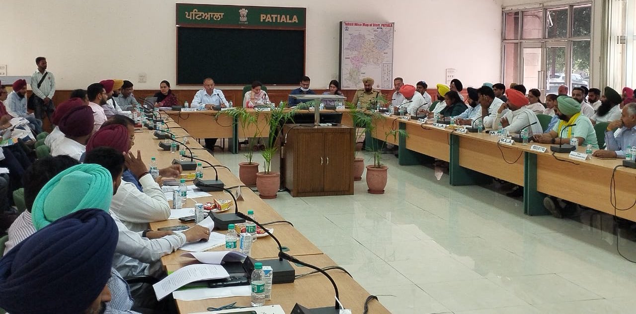 MP Preneet Kaur presides over meeting of DDC& monitoring committee