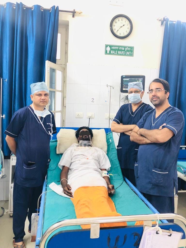 Rajindra Hospital Patiala doctors saved life of a patient with severe neck injury