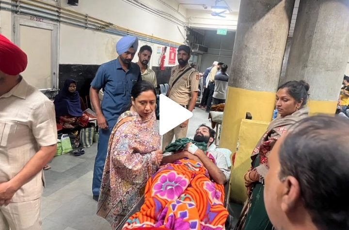 Dr Baljit Kaur's convoy meets with accident, admit victims to hospital