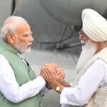PM Modi meets Dera Radha Soami,Beas head Gurinder Dhillon