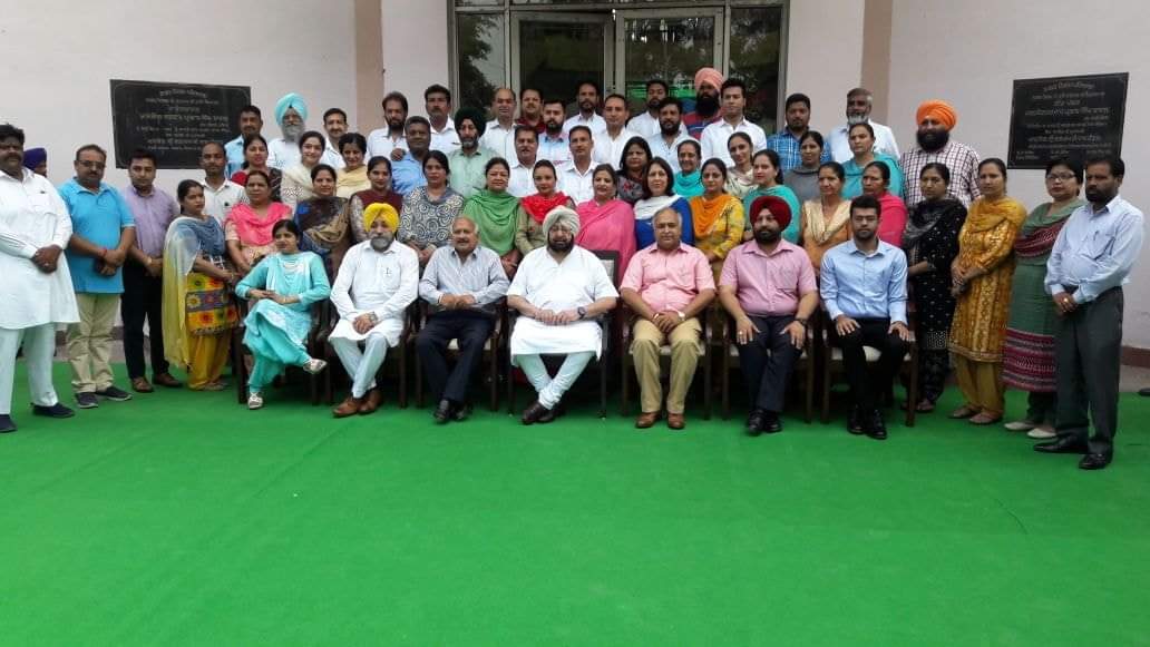 Congress vs Captain in Patiala: MC's to show power tomorrow 