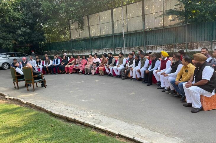 Patiala Mayor issue: 37+ MC meet Brahm Mohindra at Chandigarh