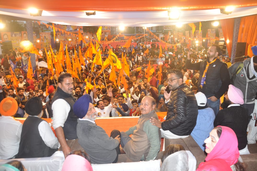 Power Show by Harpal Juneja in absence of Sukhbir Badal