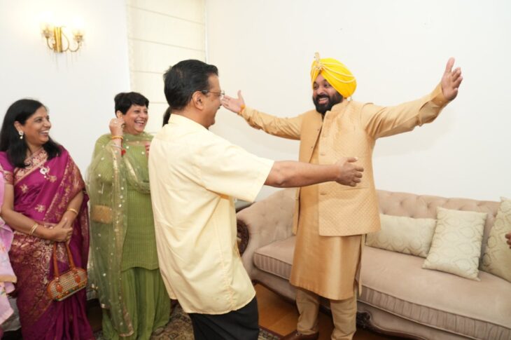 Punjab CM Mann wishes Happy Birthday to Kejriwal