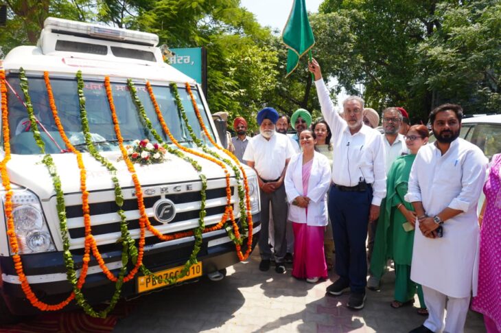 Patiala News: ਡਾ ਬਲਬੀਰ ਸਿੰਘ ਵੱਲੋਂ ਮੋਬਾਈਲ ਮੈਡੀਕਲ ਯੂਨਿਟ ਦੀ ਸ਼ੁਰੂਆਤ 