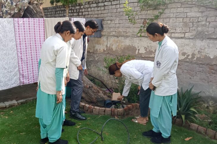 Patiala News: ਸਿਹਤ ਟੀਮਾਂ ਵੱਲੋਂ ਹੁਣ ਤੱਕ 273799 ਘਰਾਂ/ਥਾਂਵਾ ਵਿੱਚ ਪਾਣੀ ਦੇ ਖੜੇ ਸਰੋਤਾਂ ਦੀ ਚੈਕਿੰਗ।