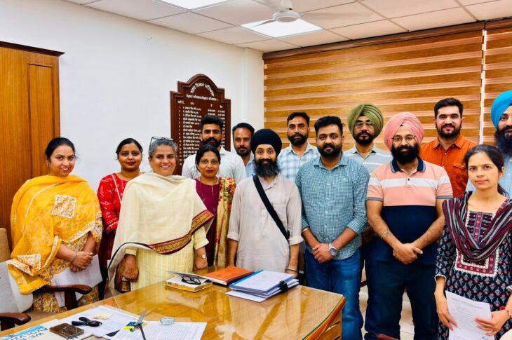 Patiala News: ਨਗਰ ਨਿਗਮ ਦੇ ਸੁਪਰਵਾਈਜ਼ਰੀ ਸਰਕਲ-23 ਨੇ ਸਭ ਤੋਂ ਪਹਿਲਾਂ ਜਨਗਣਨਾ-2027 ਦਾ ਕੰਮ ਕੀਤਾ ਮੁਕੰਮਲਜੁਆਇੰਟ ਕਮਿਸ਼ਨਰ ਮਨਰੀਤ ਰਾਣਾ ਵੱਲੋਂ ਟੀਮ ਪ੍ਰਸ਼ੰਸਾ ਪੱਤਰ ਨਾਲ ਸਨਮਾਨਿਤ