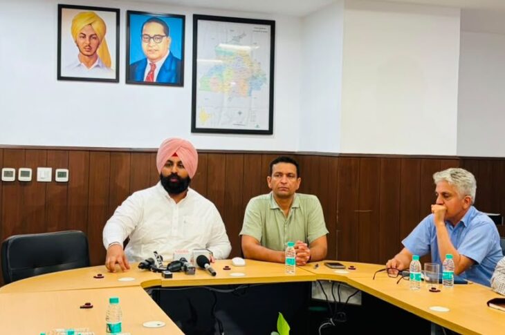 Punjab News: HARJOT BAINS KICKSTARTS “MISSION CLEAN PUNJAB’; ALL CIVIC OFFICIALS ON GROUND DAILY 7 TO 8AM  