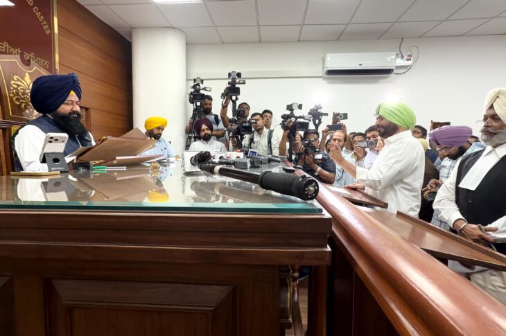 Punjab News: Union Minister of State for Railways Ravneet Singh Bittu Appears Before Punjab State Scheduled Castes Commission
