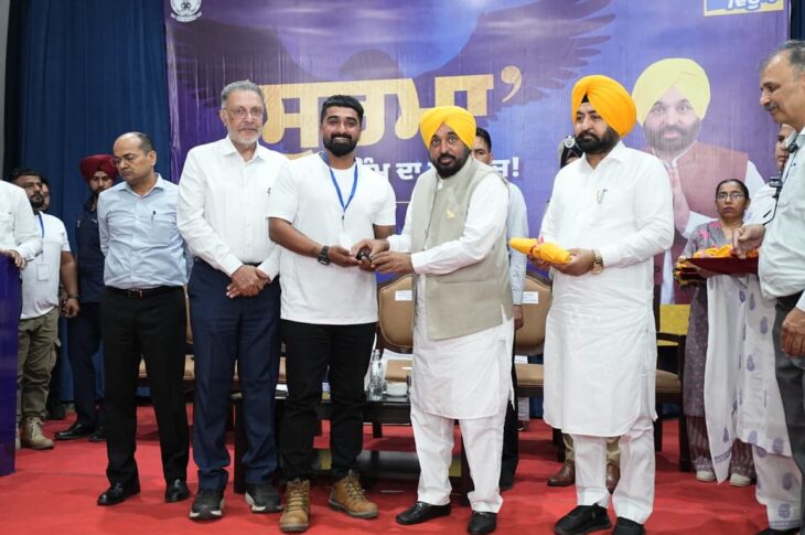 Punjab News:Punjab Is Becoming Drug-Free, Says CM Bhagwant Singh Mann as He Honours Recovered Youth With ‘Soorma’ Recognition  