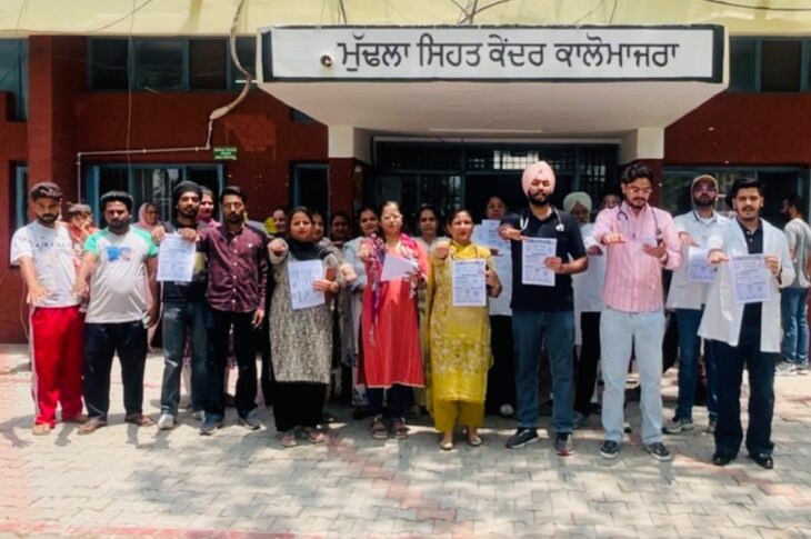 Patiala News: ਆਤਮਾ ਅਮਰ ਹੈ - ਅੰਗਾਂ ਨੂੰ ਅਮਰ ਕਰੋ - ਡਾ. ਬ੍ਰਿਜੇਸ਼ ਸਿੰਘ  ਸਮੂਹ ਸਟਾਫ ਅਤੇ ਮਰੀਜ਼ਾਂ ਵੱਲੋਂ ਚੁੱਕੀ ਗਈ “ਅੰਗ ਦਾਨ” ਸਹੁੰ 