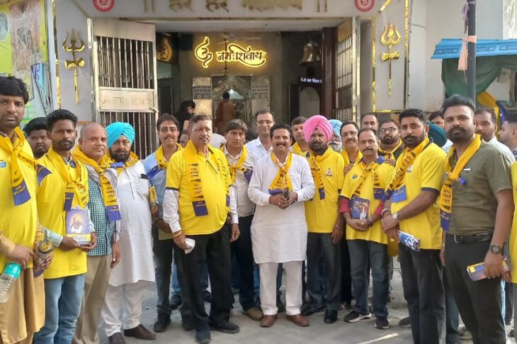 Patiala News:Newly Appointed Chairmen Seek Blessings with Tejinder Mehta at Shri Kali Devi Mata Temple