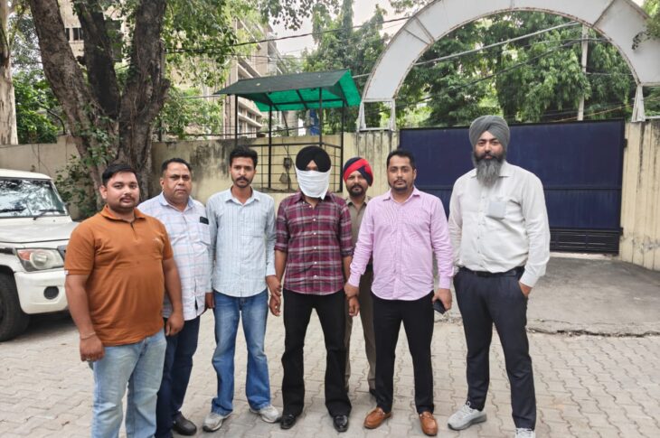 Punjab News: Vigilance Bureau nabs Recovery Agent red handed accepting bribe of Rs. 10,000/-