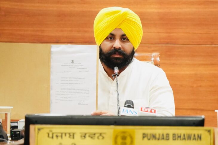 Punjab News:Bhagwant Mann Govt Raises Monthly Remuneration of Contractual Safai Sewaks & Sewermen to ₹20,500: Harjot Singh Bains