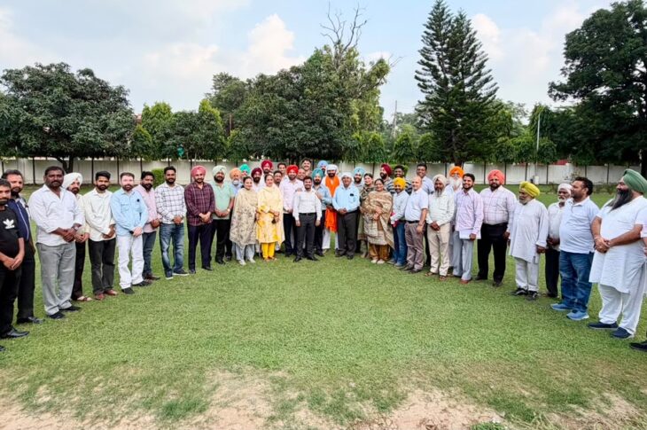 Patiala News:MLA Ajitpal Kohli and Mayor Gogia honour newly appointed District President Urban Navaldeep Singh