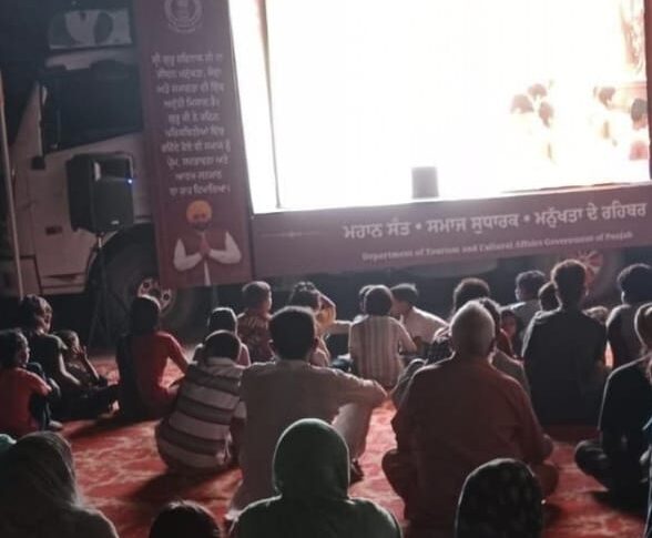 Patiala News:ਰਾਜਪੁਰਾ ਬਲਾਕ ਦੇ ਪਿੰਡ ਜੰਡੋਲੀ, ਗੁਰੂ ਅੰਗਦ ਦੇਵ ਕਾਲੋਨੀ ਅਤੇ ਖਰਾਜਪੁਰ ਵਿੱਚ ਦਿਖਾਈ ਗਈ ਸ੍ਰੀ ਗੁਰੂ ਰਵਿਦਾਸ ਜੀ ਦੀ ਵਿਸ਼ੇਸ਼ ਦਸਤਾਵੇਜ਼ੀ