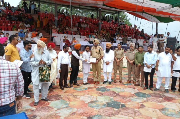 Punjab News:Punjab Honours Grassroots Volunteers Of ‘Yudh Nashean Virudh’ On Independence Day