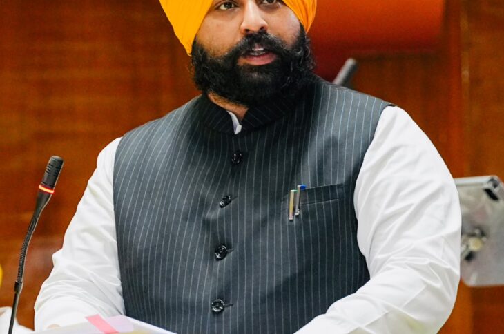 Punjab News:FROM NO BOUNDARY WALLS IN 8K SCHOOLS & 4 LAKH KIDS ON FLOOR IN 2022 TO NO.1 IN SCHOOL EDUCATION ACROSS INDIA TODAY: HARJOT SINGH BAINS
