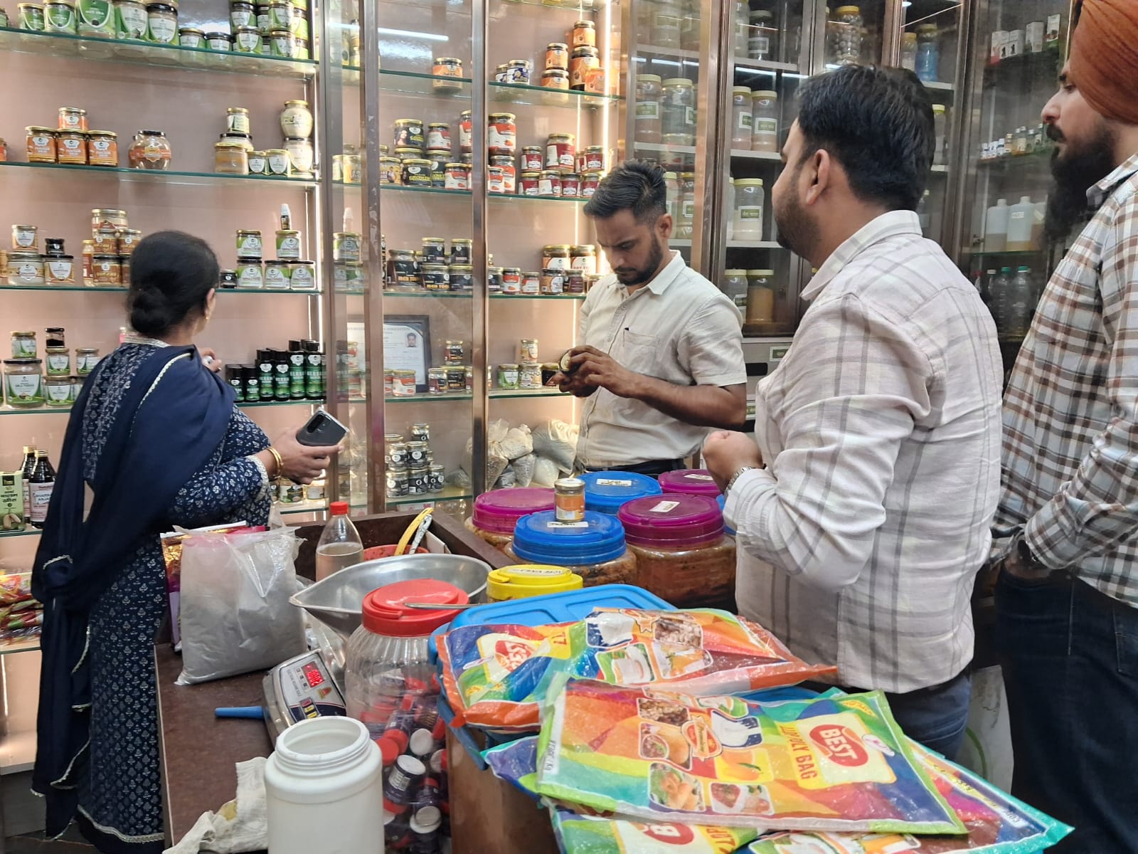 Patiala News:Food Safety Team Collects 15 Surveillance Samples of Spices, Seizes 21 Types of Products