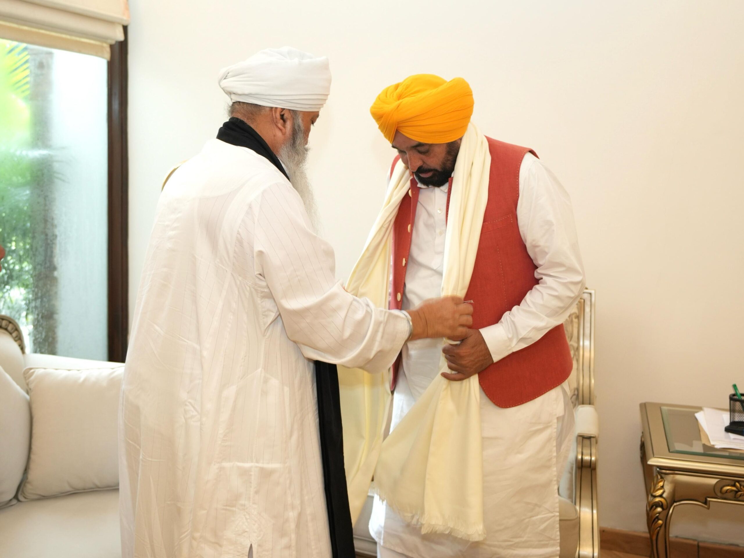 Punjab News:Head Of Nanaksar Sect Hails CM Bhagwant Singh Mann For Passing Historic ‘Jaagat Jot Sri Guru Granth Sahib Satkar (Amendment) Act, 2026’