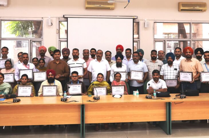 Patiala News:Deputy Commissioner Honours 56 Patiala BLOs for 100% Mapping during SIR with Appreciation Certificates from Chief Electoral Officer, Punjab