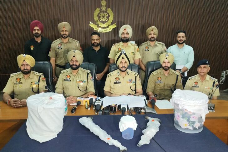 Punjab News:WOMAN, HER HUSBAND AND BROTHER USING LEASED GUAVA ORCHARD FOR CROSS-BORDER SMUGGLING HELD WITH 2 AK RIFLES, 10KG HEROIN
