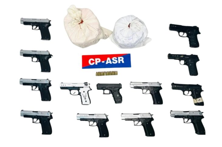 Punjab News:FIVE LINKED TO DRUG AND ARMS SUPPLY NETWORKS HELD WITH 13 PISTOLS, 3.2KG HEROIN IN AMRITSAR