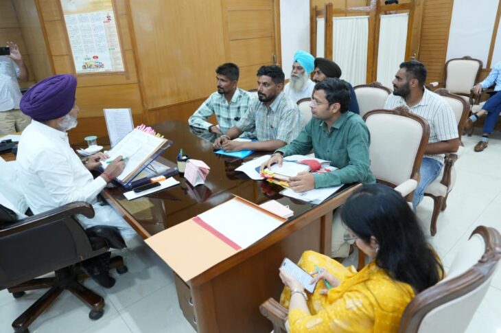 Punjab News:Punjab Finance Minister Harpal Singh Cheema Holds Meeting with Employee Unions; Directs Officials to Expedite Legitimate Demands