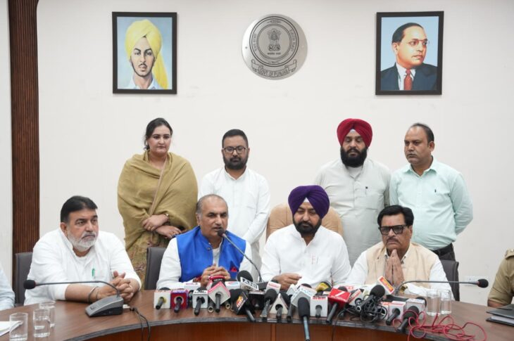 Punjab News:Hardeep Singh Mundian and Deepak Bali Invite Ludhiana Residents to ‘Hamare Ram’ Show, Ashutosh Rana to Perform Live