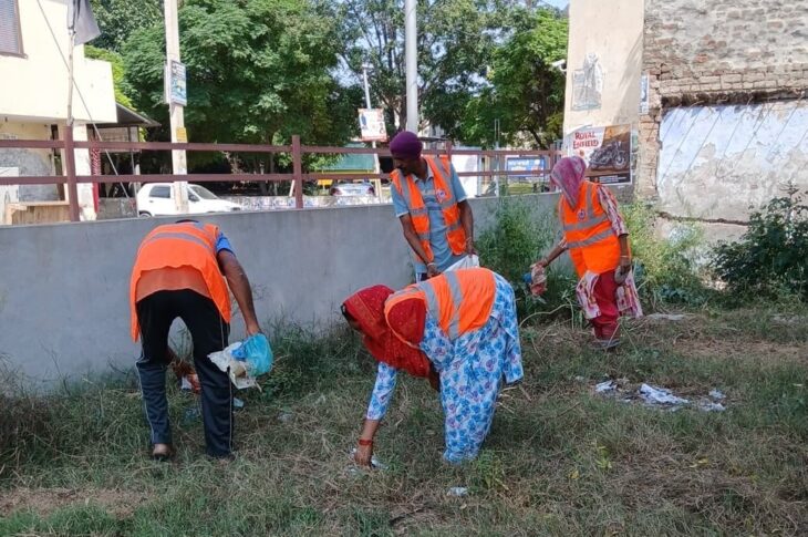 Patiala News:Cleanliness drive under 'Swachhta Hi Seva' campaign in Ghagga