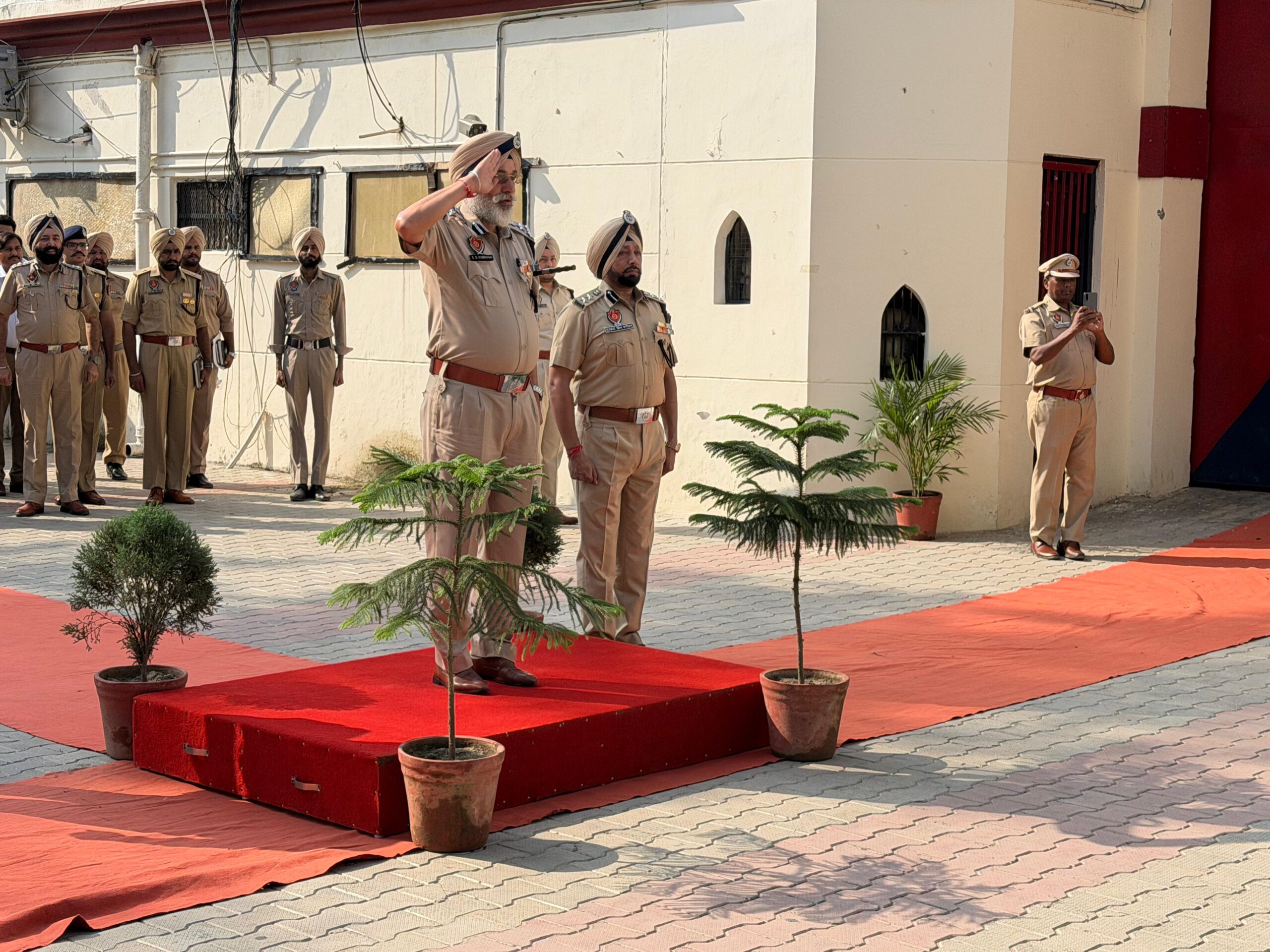 NEWLY JOINED DIG JAILS PATIALA CIRCLE SUBA SINGH RANDHAWA REVIEWS JAIL ADMINISTRATION, SKILL DEVELOPMENT AND WELFARE MEASURES AT CENTRAL JAIL PATIALA