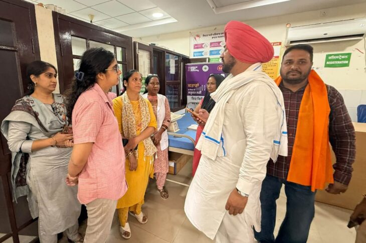 Patiala News:MLA Dev Mann conducts door-to-door campaign in Nabha constituency to deliver government works to people under 'Maan de Munafe'