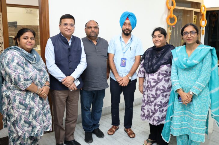 Patiala News:Roll observer Vinay Bublani went door to door to verify new voters