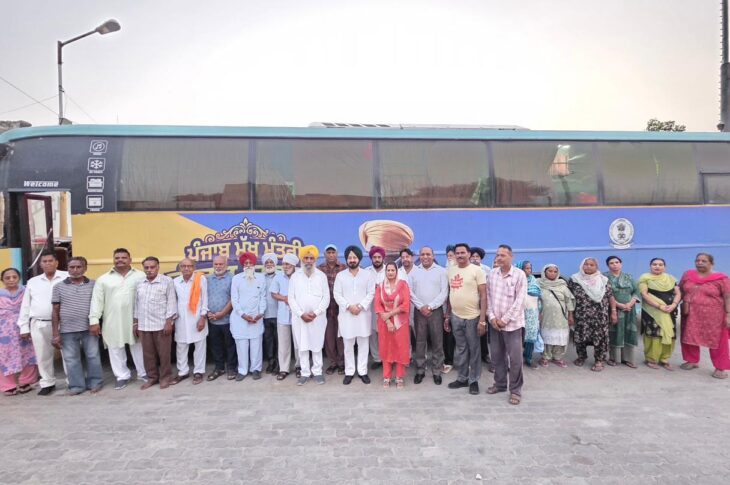 Patiala News:MLA Ajitpal Singh Kohli gave the green signal to the pilgrimage bus