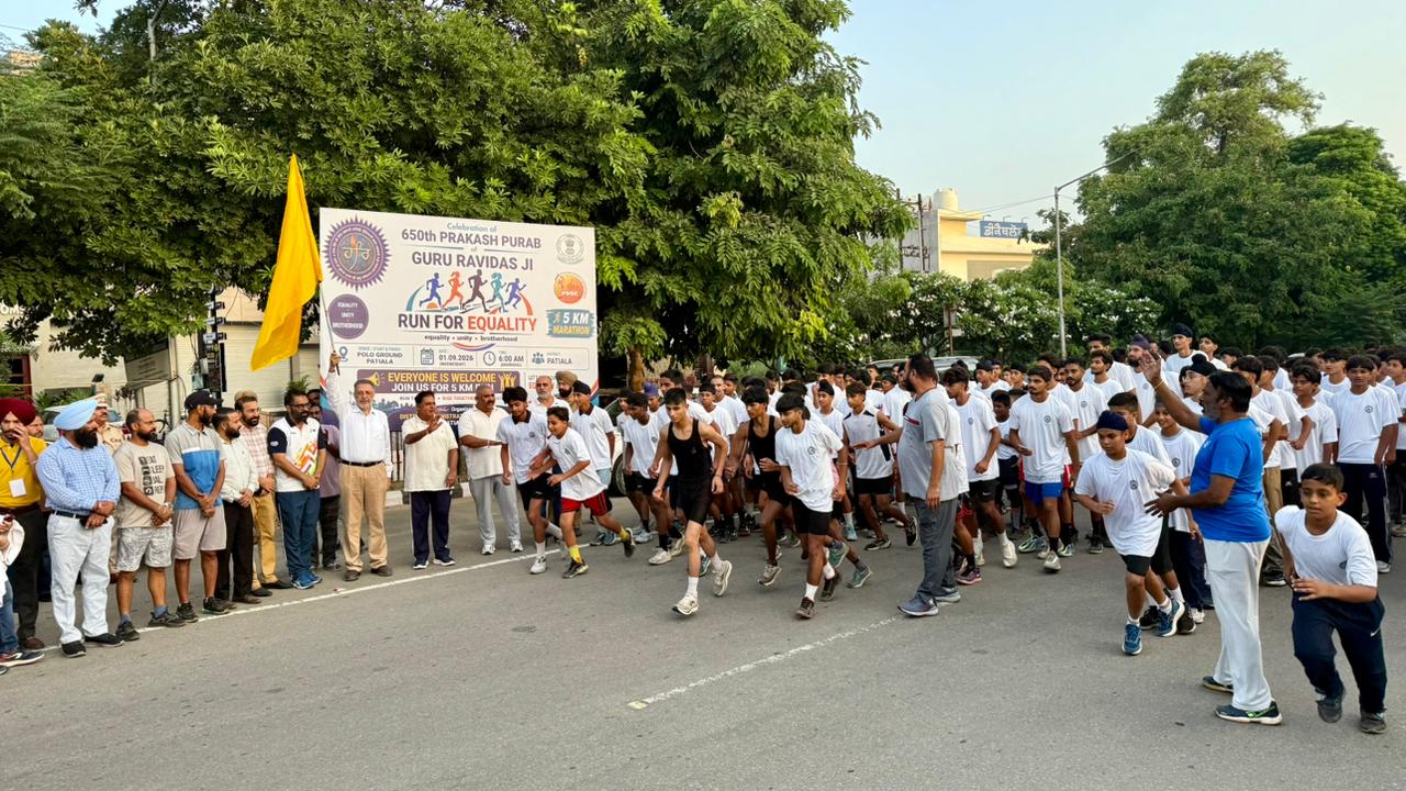 Patiala News:Health Minister Flags Off ‘Marathon Run for Equality, Unity and Brotherhood’ Dedicated to the 650th Parkash Purab of Sri Guru Ravidas Ji