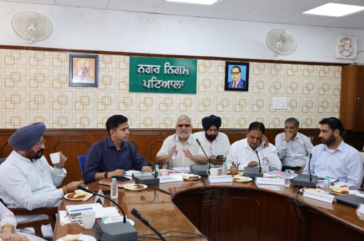Patiala News:MP Dr. Dharamvir Gandhi reviews development works of the district during the meeting of the Direction Committee
