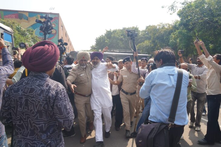 Punjab News:AAP Support Youth Protest In Chandigarh In Solidarity Of CJP, Demands CEC Gyanesh Kumar’s Resignation