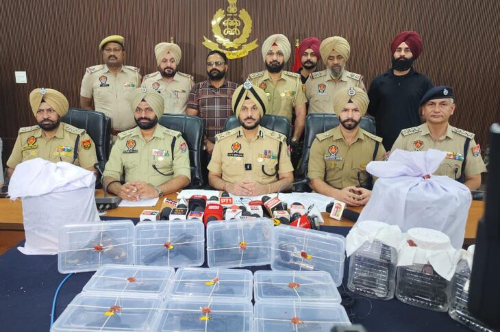 Punjab News:ARMY MAN AMONG SEVEN HELD WITH 14 PISTOLS, 20KG HEROIN IN AMRITSAR