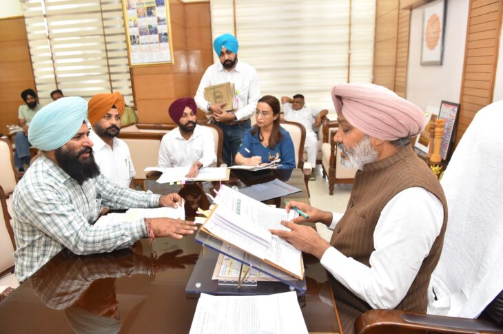 Punjab News:Finance Minister Cheema Directs Swift Resolution of Health Department Employees' Demands; Hold Meetings with 11 Unions