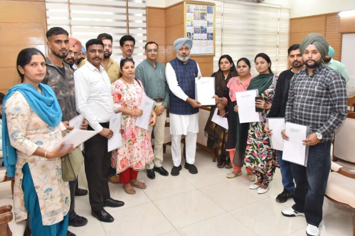 Punjab News:Bhagwant Mann Govt Distributes Appointment Letters to 9 Candidates on Compassionate Grounds in Transport Department