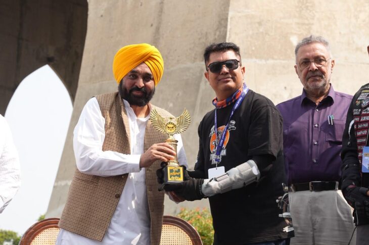 Punjab News:CM Bhagwant Singh Mann Flags Off Bike Rally to Launch Decisive 'Yudh Nashean Virudh'