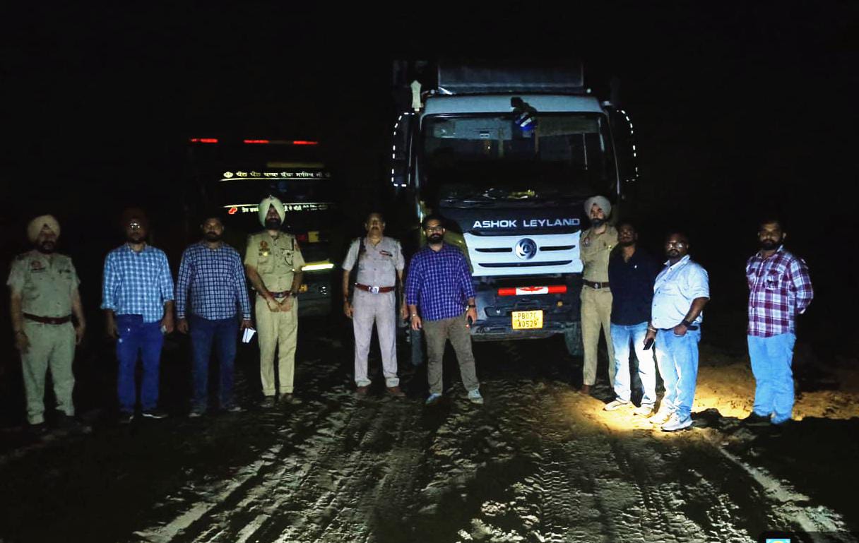 Punjab News:MINING DEPT CRACKS DOWN ON ILLEGAL MINING IN FOUR OPERATIONS ACROSS PUNJAB, SEIZES HEAVY MACHINERY AND VEHICLES