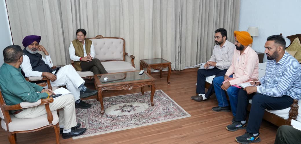 Punjab News:Bhagwant Mann Govt Committed to Address PUNBUS / PRTC Contract Workers’ Demands, Review Meeting on October 29: Harpal Singh Cheema