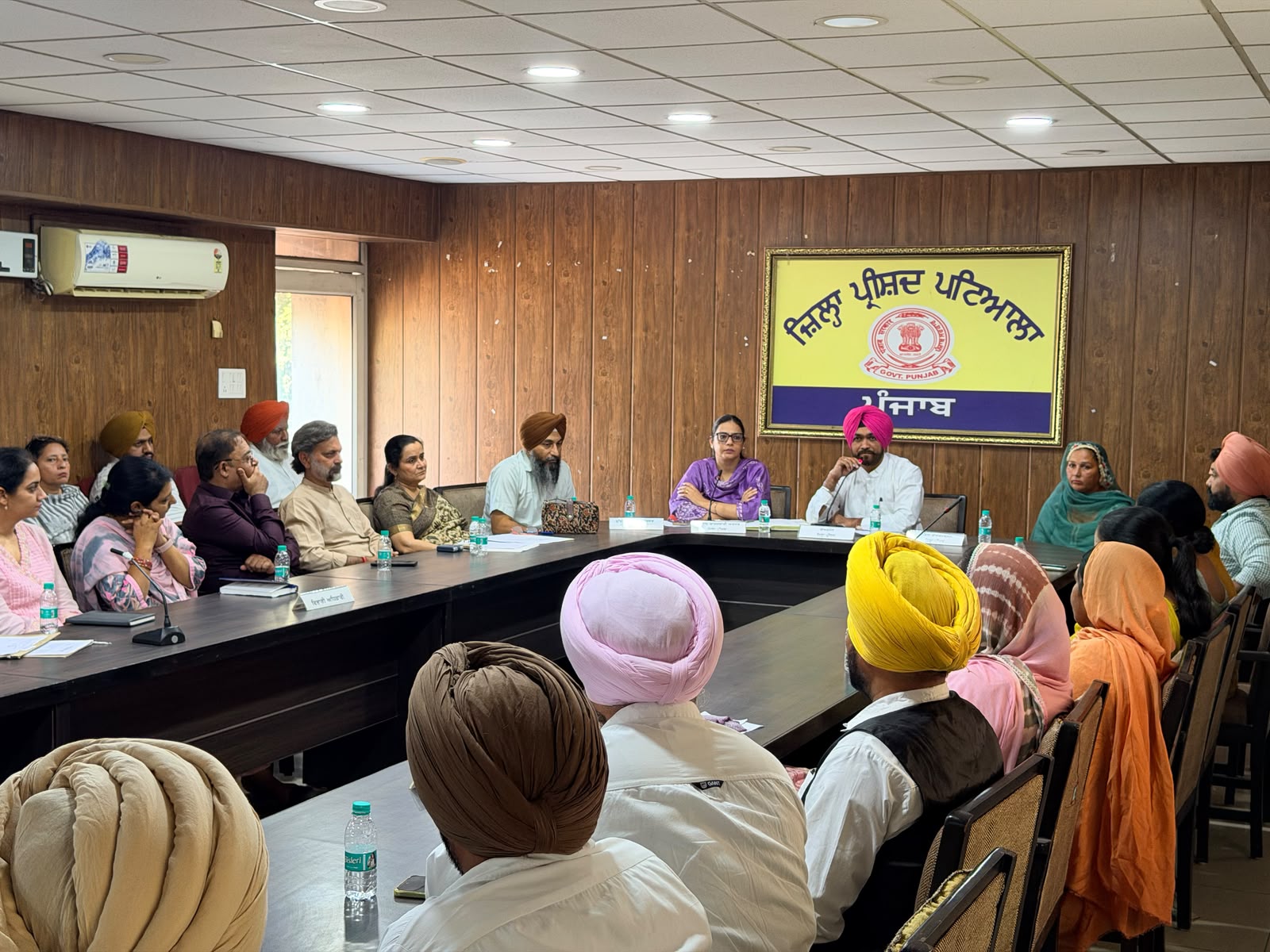 Patiala News:Chairman Gurdev Singh Tiwana reviews development works during special meeting of Zila Parishad House