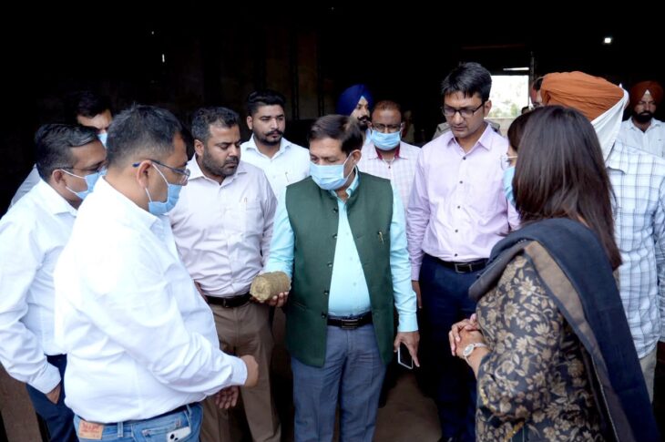 Patiala News:CAQM Officials Visit District Patiala to Review Paddy Straw Management Measures