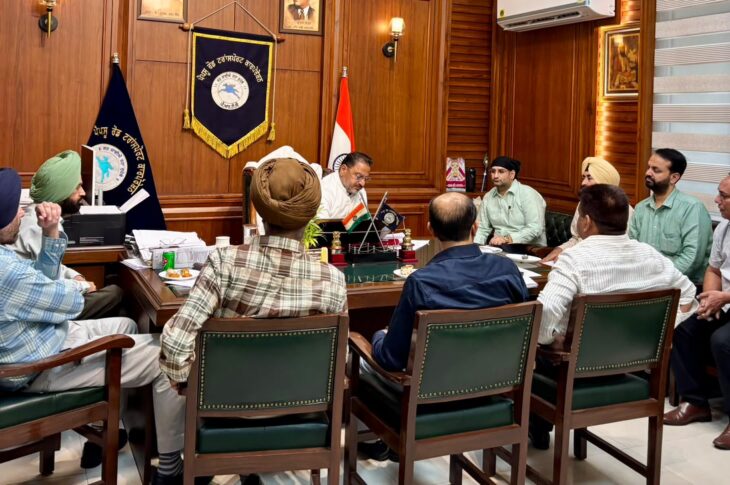 Patiala News:Important meeting held by Chairman Advocate Harpal Juneja for the betterment of PRTC and providing better travel facilities to the passengers